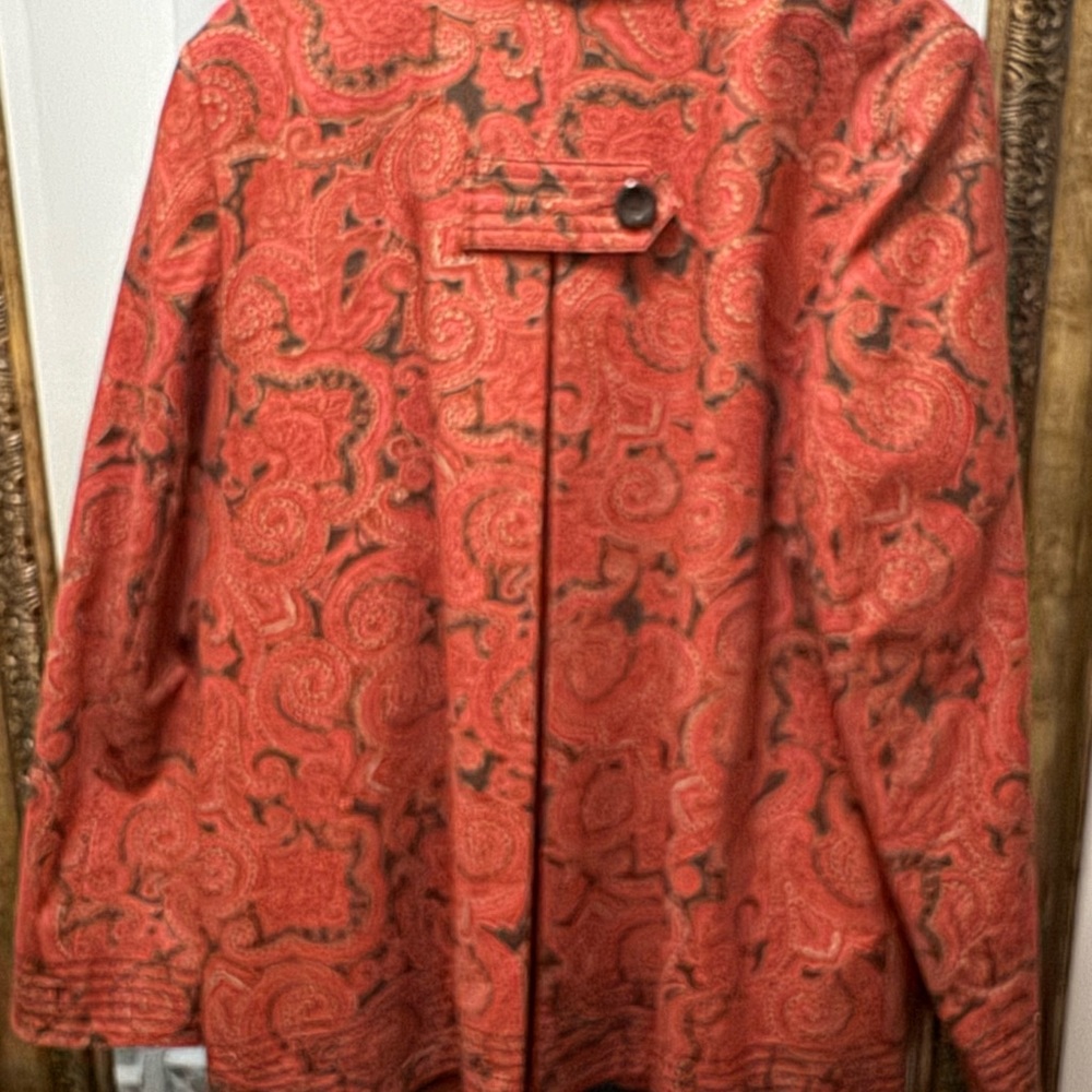 Talbots women’s beautiful jacket - Picture 2 of 3